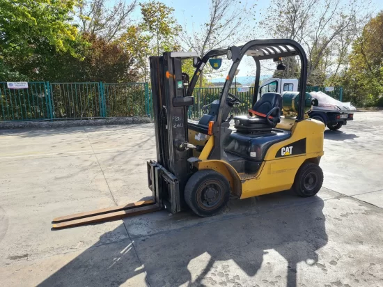 LPG forklift CATERPILLAR