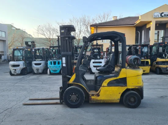 LPG forklift CATERPILLAR