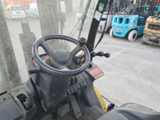 LPG forklift CATERPILLAR