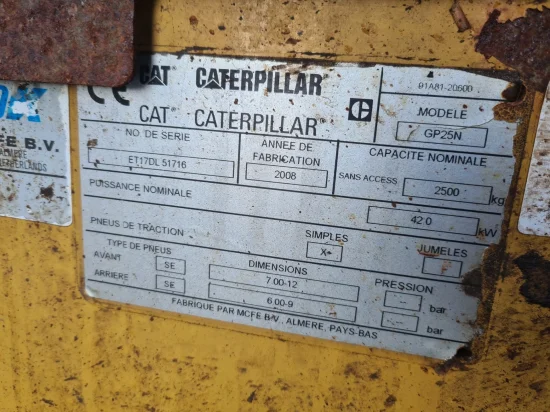 LPG forklift CATERPILLAR