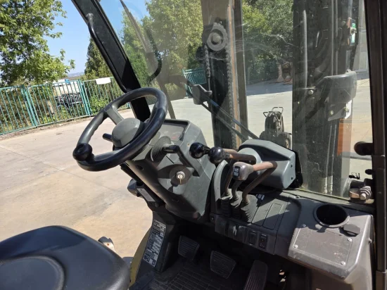 LPG forklift CATERPILLAR
