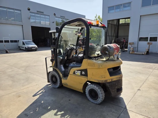 LPG forklift CATERPILLAR