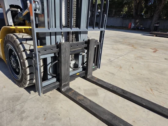 CHL Forklift - Anhui HELI Co. LTD