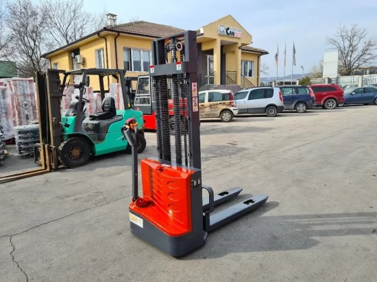 LIFTEX Dynamic 1535D ел.стакер