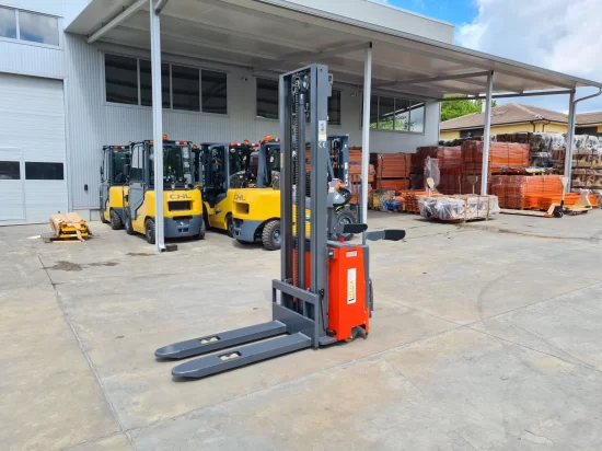 LIFTEX Dynamic 1530HD ел.стакер
