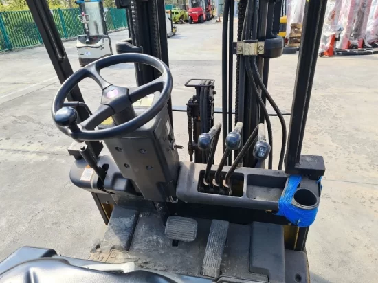 electric forklift CATERPILLAR