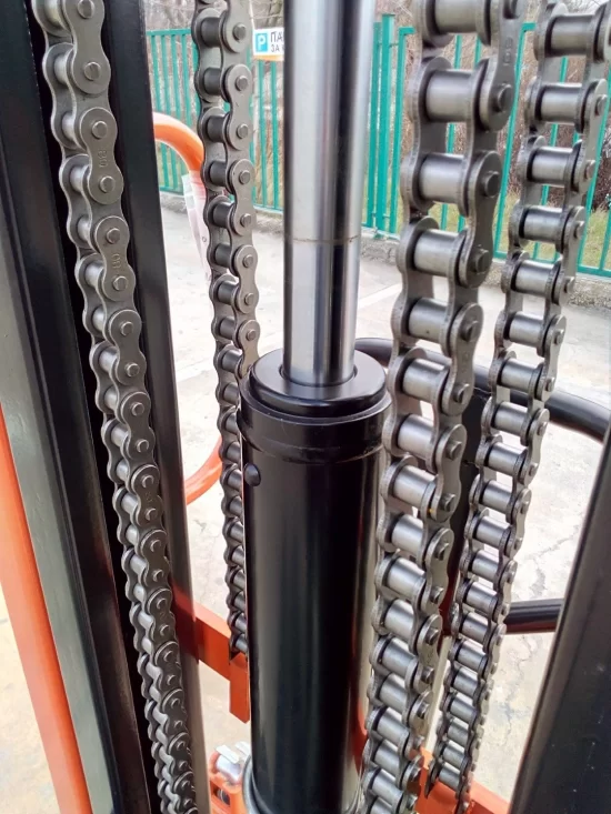 LIFTEX 1520M механичен стакер