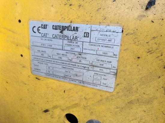 electric forklift CATERPILLAR