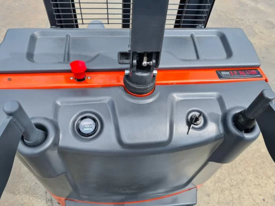 LIFTEX Dynamic 1530HD ел.стакер