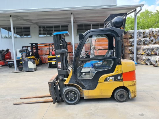 LPG forklift CATERPILLAR