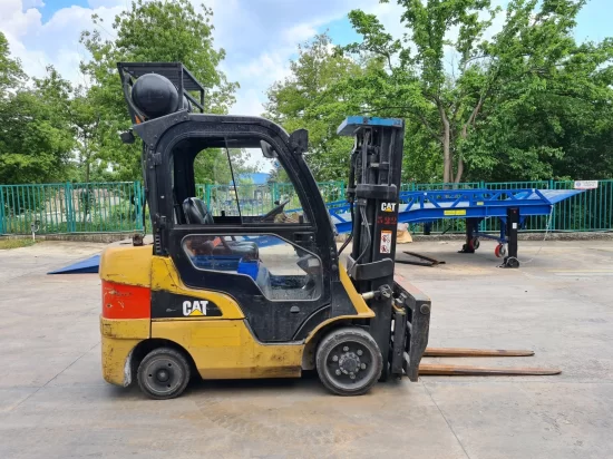 LPG forklift CATERPILLAR
