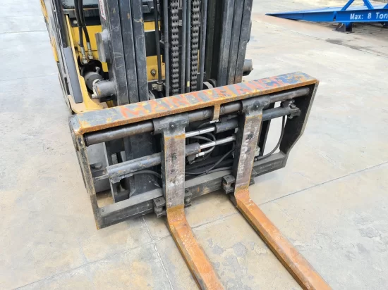 LPG forklift CATERPILLAR