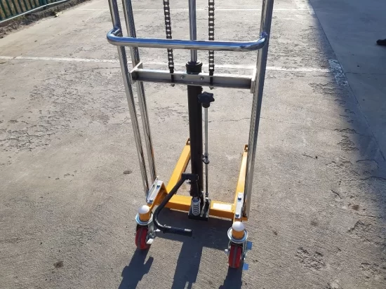 LIFTEX DS35 стакер за варели