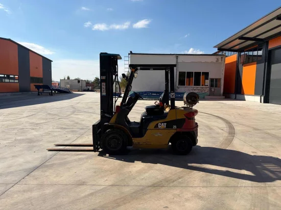 LPG forklift CATERPILLAR