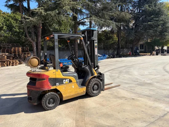 LPG forklift CATERPILLAR
