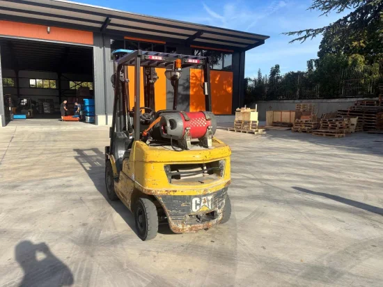 LPG forklift CATERPILLAR