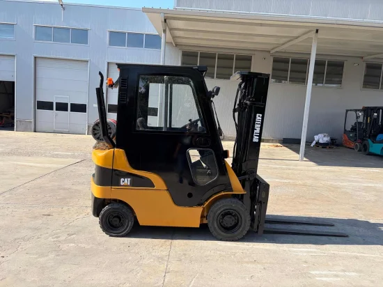 LPG forklift CATERPILLAR