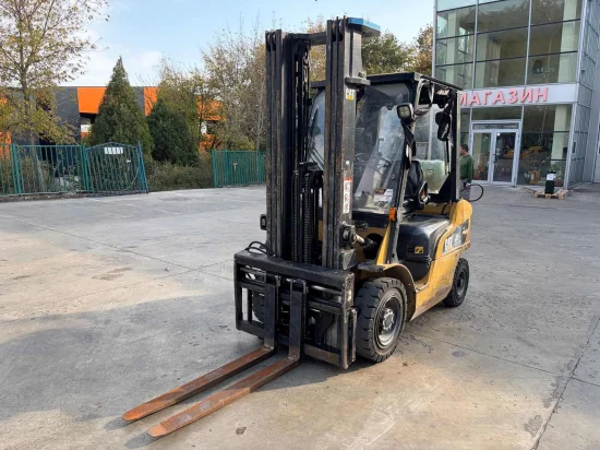 LPG forklift CATERPILLAR