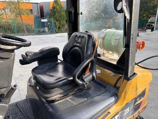 LPG forklift CATERPILLAR