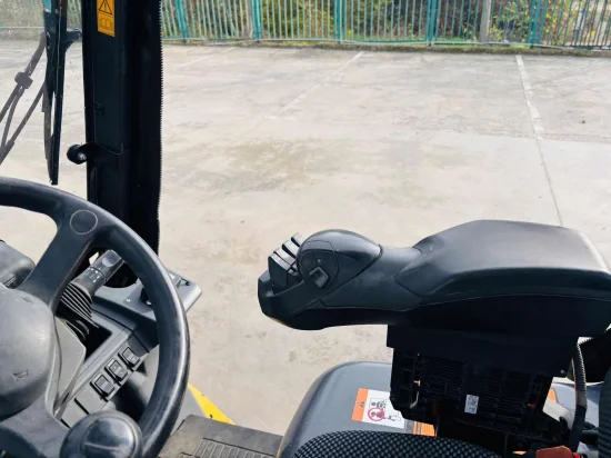 LPG forklift CATERPILLAR