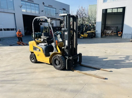 LPG forklift CATERPILLAR