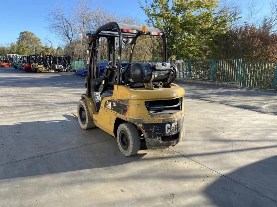 LPG forklift CATERPILLAR