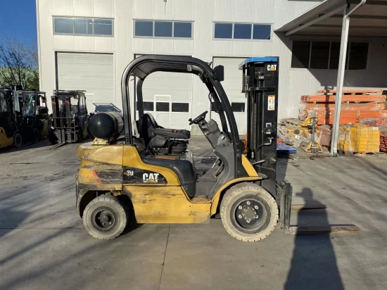 LPG forklift CATERPILLAR