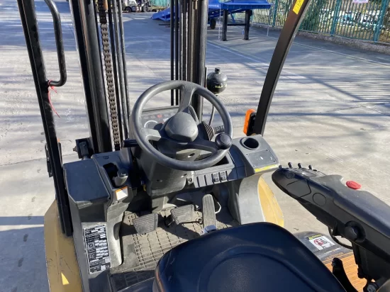LPG forklift CATERPILLAR