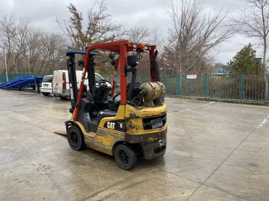 LPG forklift CATERPILLAR