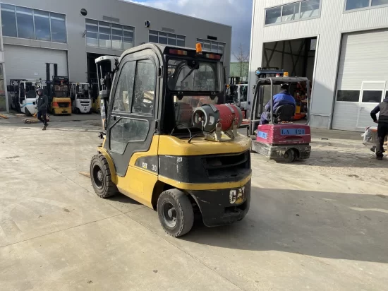LPG forklift CATERPILLAR