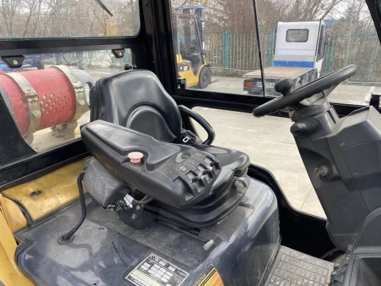 LPG forklift CATERPILLAR