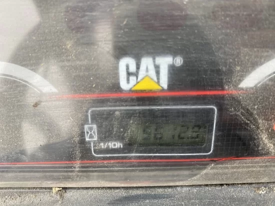 LPG forklift CATERPILLAR