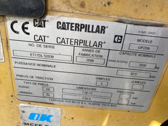 LPG forklift CATERPILLAR