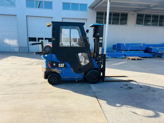 LPG forklift CATERPILLAR