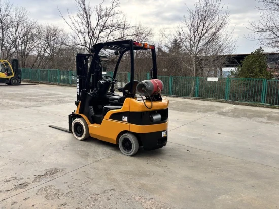 LPG forklift CATERPILLAR