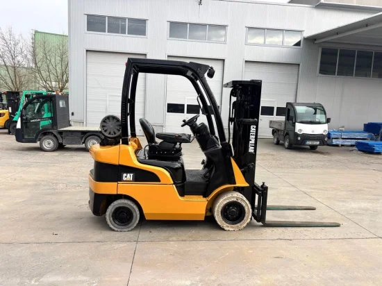 LPG forklift CATERPILLAR