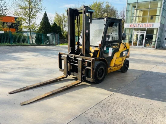 LPG forklift CATERPILLAR