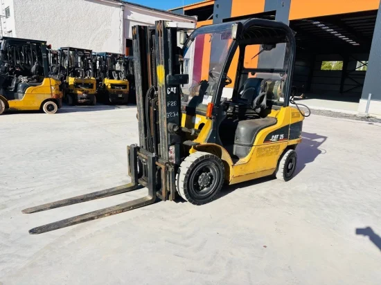 LPG forklift CATERPILLAR