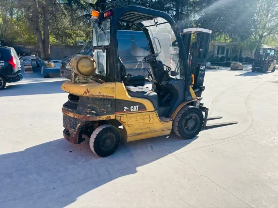 LPG forklift CATERPILLAR