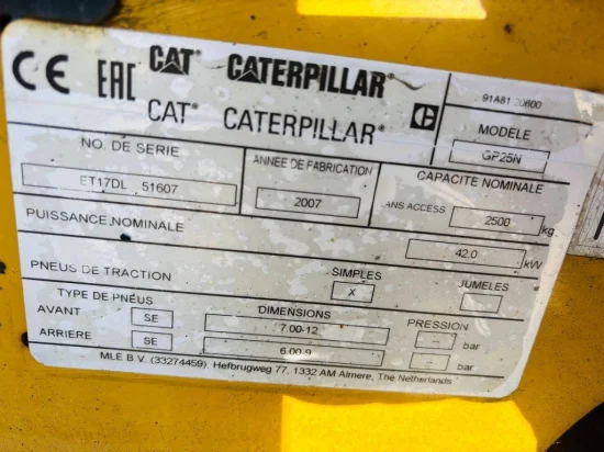 LPG forklift CATERPILLAR