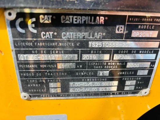 LPG forklift CATERPILLAR