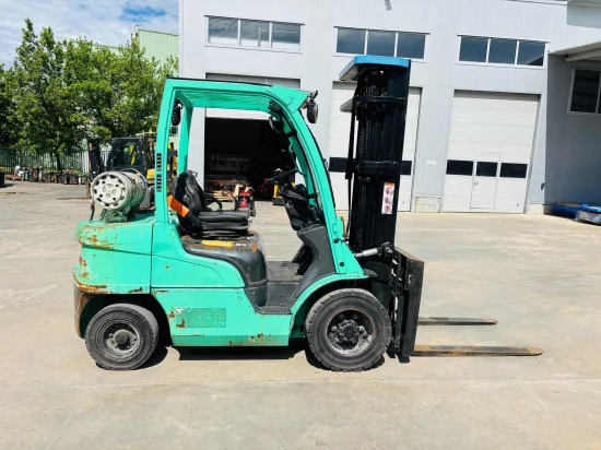 LPG forklift CATERPILLAR