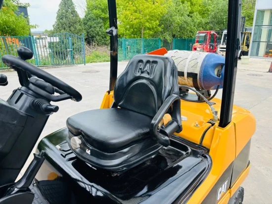 LPG forklift CATERPILLAR