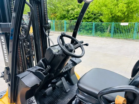 LPG forklift CATERPILLAR