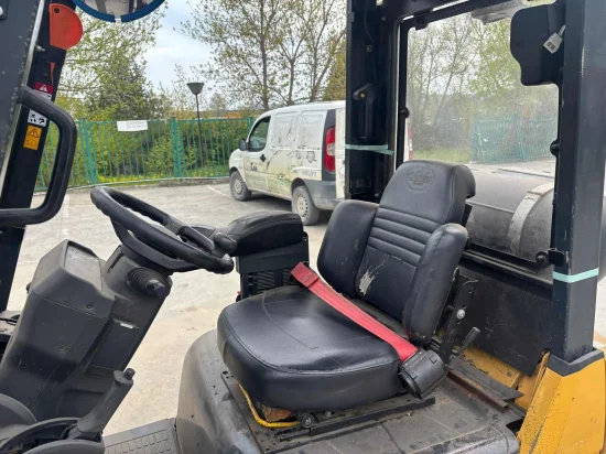 LPG forklift CATERPILLAR