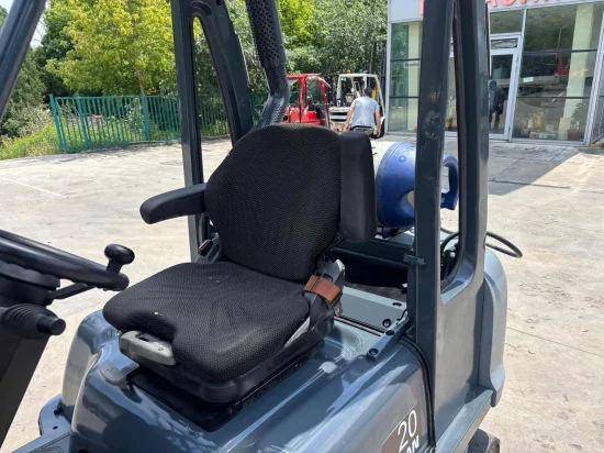 LPG forklift NISSAN/UNICARRIERS