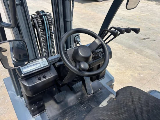 LPG forklift NISSAN/UNICARRIERS