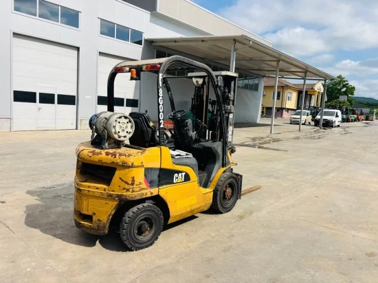 LPG forklift CATERPILLAR