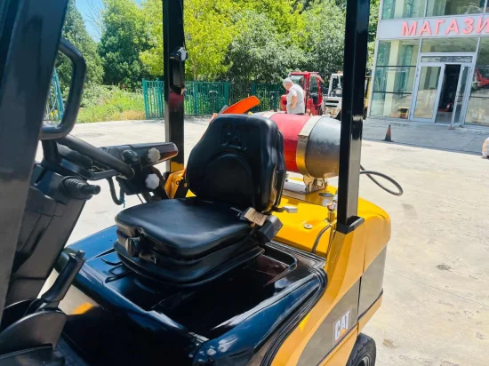 LPG forklift CATERPILLAR