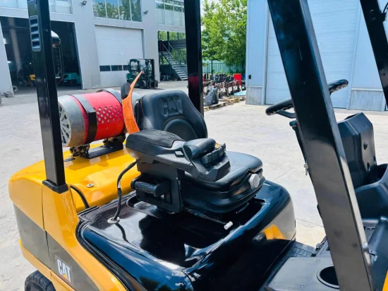 LPG forklift CATERPILLAR